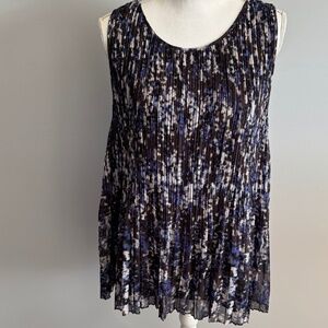 Halogen Sleeveless Pleated Georgette Top